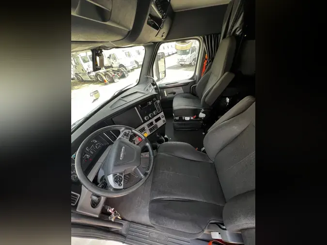 2020 FREIGHTLINER/MERCEDES NEW CASCADIA PX12664a6b6835bb115335db0d1289d87bd6666