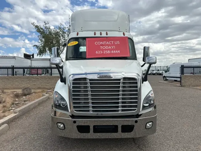 2017 FREIGHTLINER CASCADIA 113