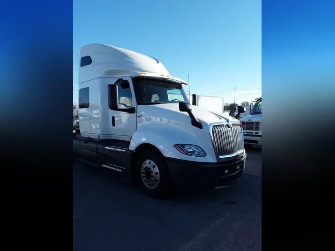 2020 NAVISTAR INTERNATIONAL LT625 SLPR CAB