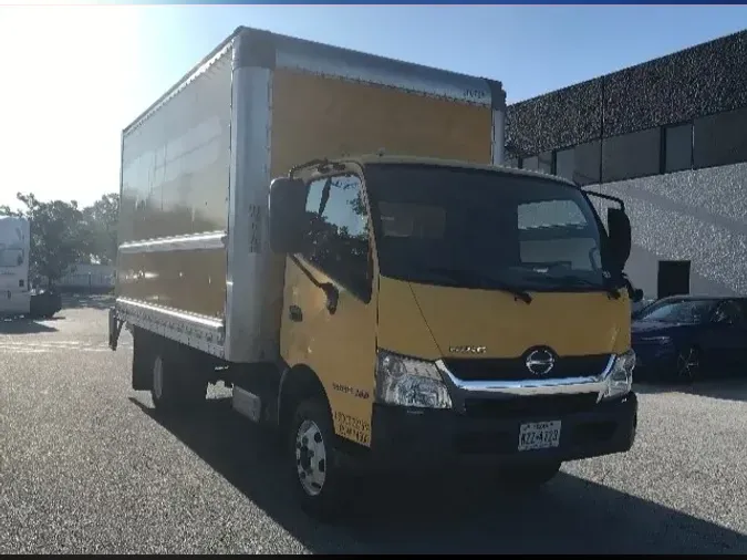 2018 Hino Truck 155a6bc0eebd4388c47f3bd1ad81441c405