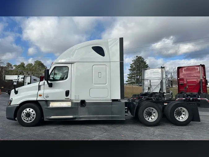 2019 FREIGHTLINER CASCADIA