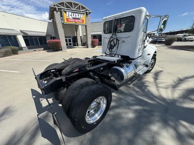 2018 Peterbilt 337