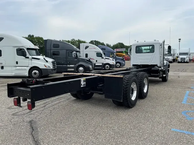 2026 MACK Granite GR64B