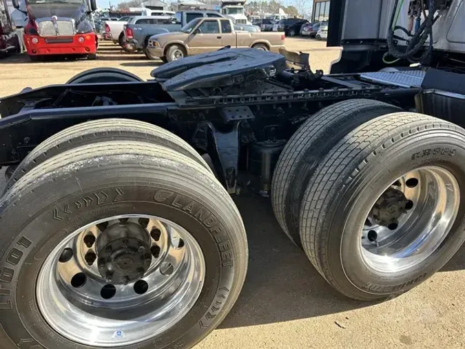 2022 INTERNATIONAL LT