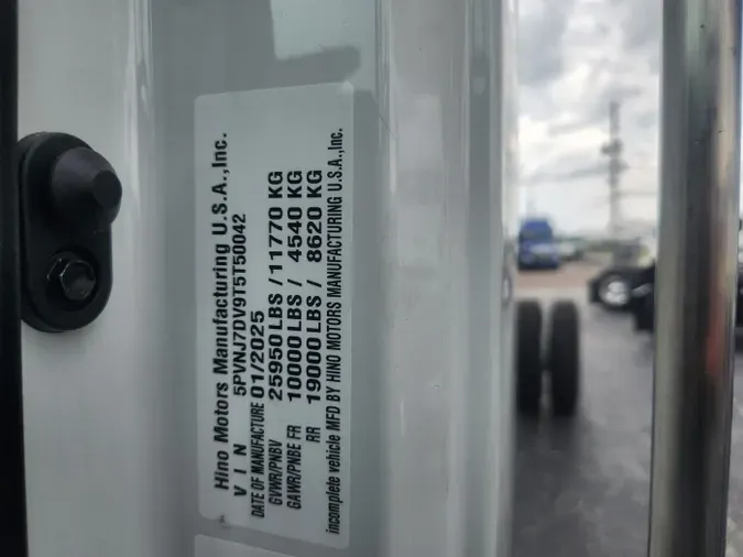 2025 Hino - L6