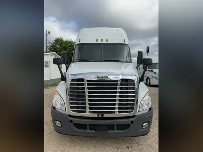 2020 FREIGHTLINER/MERCEDES CASCADIA 125