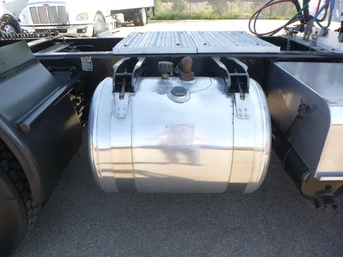2019 Peterbilt 567