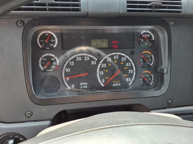 2015 FREIGHTLINER CASCADIA 125