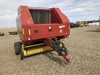 2005 New Holland BR780