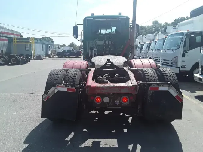 2018 MACK TRUCKS, INC. CHU613