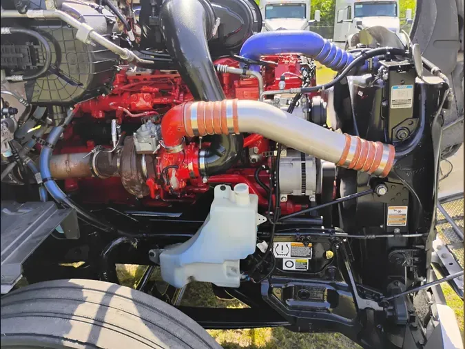 2022 Peterbilt 579a6d17c78e224020bfc3b97e78d81062d