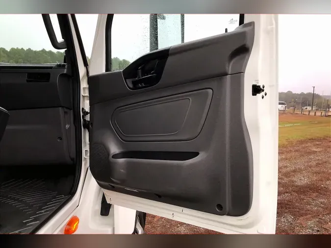 2021 INT LT625 6x4a6d4b63de29db5f1a070e3e1234bf619