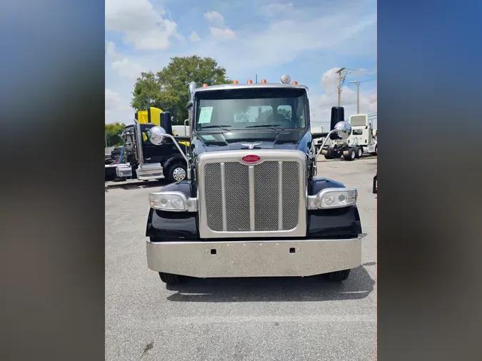 2023 Peterbilt 567