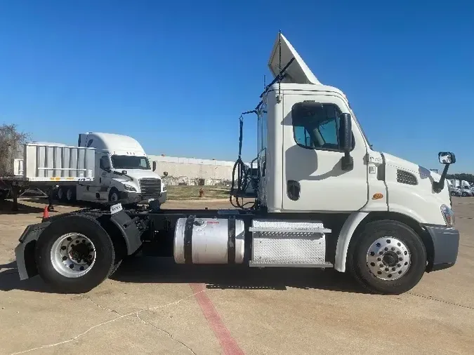 2017 Freightliner X11342ST