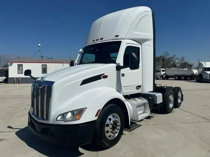 2022 Peterbilt 579