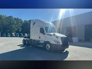 2023 Freightliner Cascadia 126