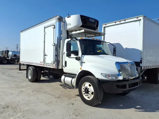 2020 NAVISTAR INTERNATIONAL MV607 (4X2)