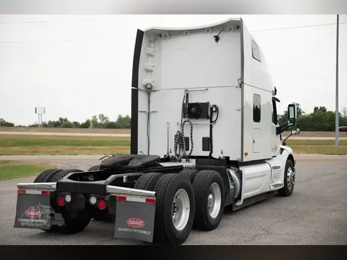 2022 PETERBILT 579