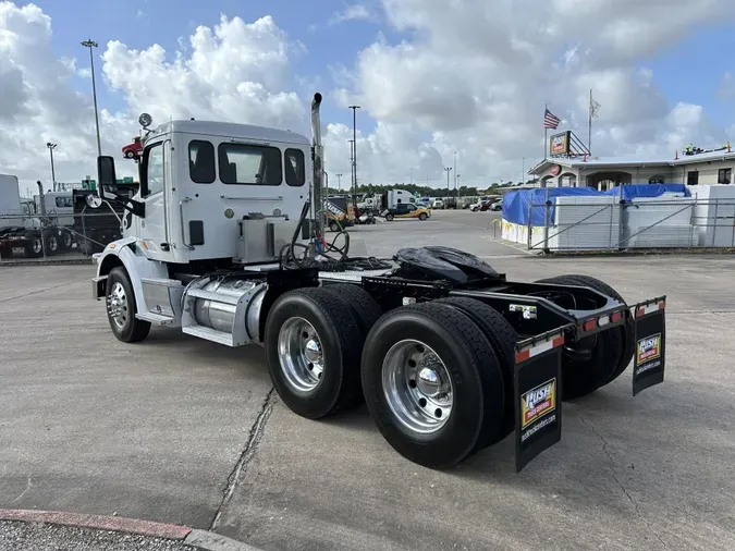 2020 Peterbilt 567