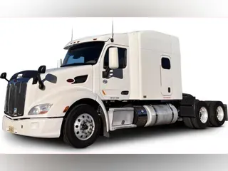 2022 Peterbilt 579