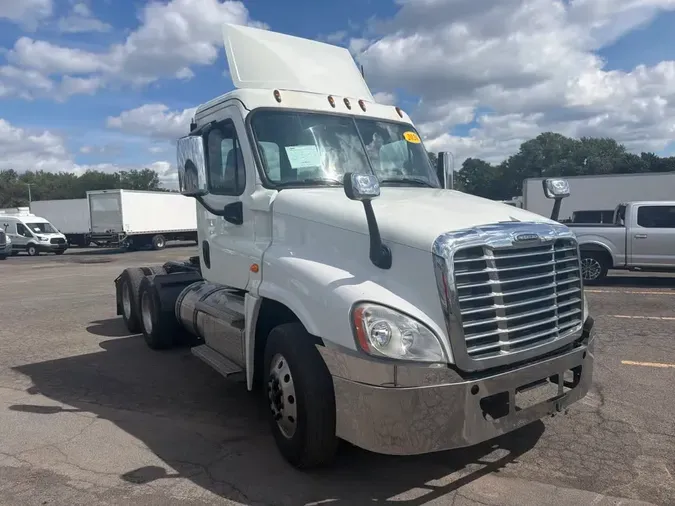 2020 FREIGHTLINER/MERCEDES CASCADIA 125a6e2277dc083e41a040c0885f841f6af