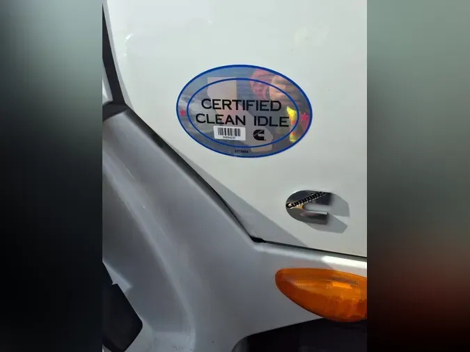 2019 NAVISTAR INTERNATIONAL LT625 DAYCAB T/A