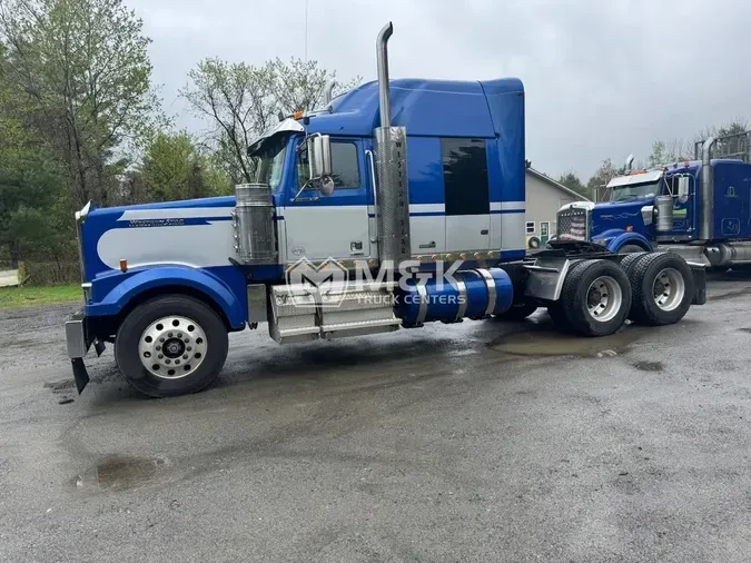 2021 WESTERN STAR 4900