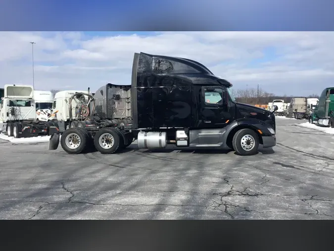 2021 Peterbilt 579