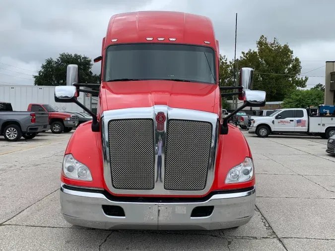 2022 Kenworth T680