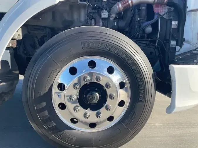 2020 Peterbilt 579