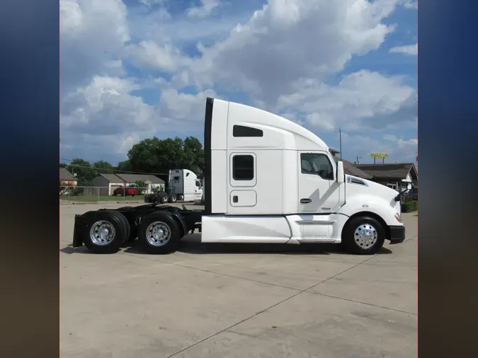 2020 Kenworth T680