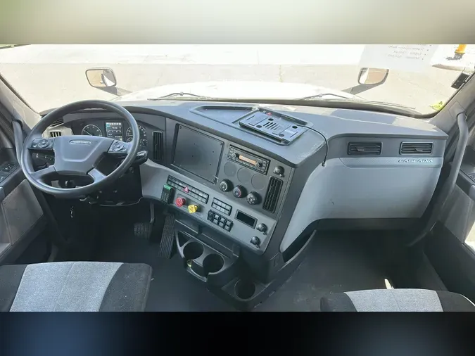 2021 Freightliner Cascadia