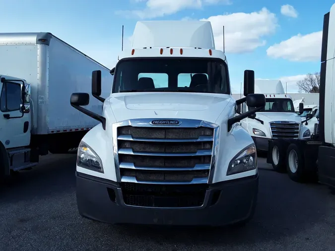 2018 FREIGHTLINER/MERCEDES NEW CASCADIA PX12664