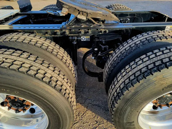 2022 Peterbilt 579a6f189b46377469d9e7c6de93a1cd83c