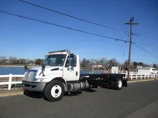 2019 INTERNATIONAL 4300