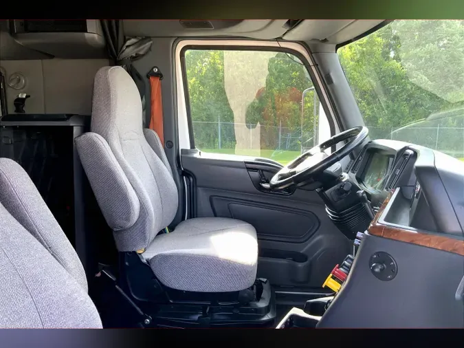 2020 INT LT625 6x4