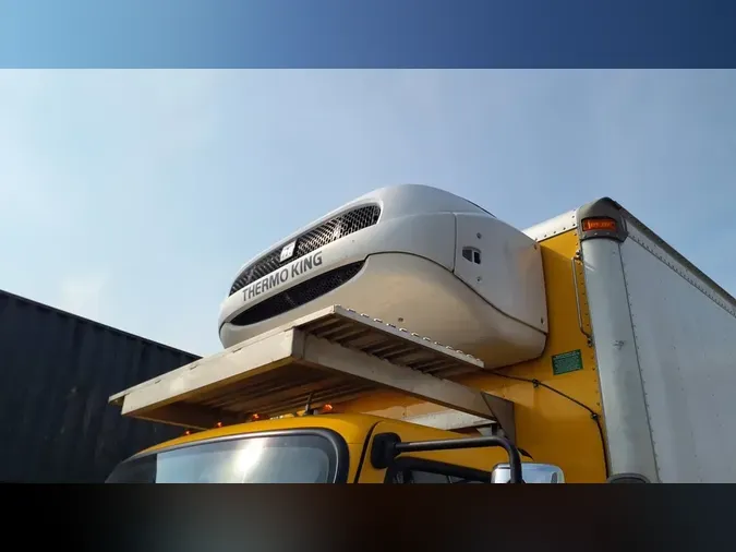 2021 FREIGHTLINER/MERCEDES M2 106