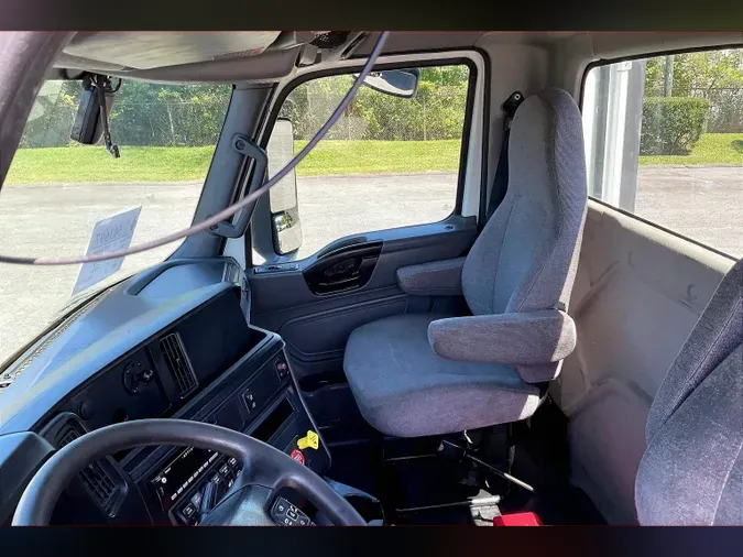 2021 INT LT625 6x4
