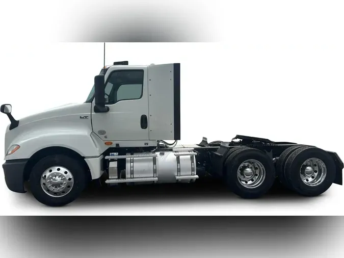 2020 International LT625a6fd66cc5fbb93751b58791eea73713a