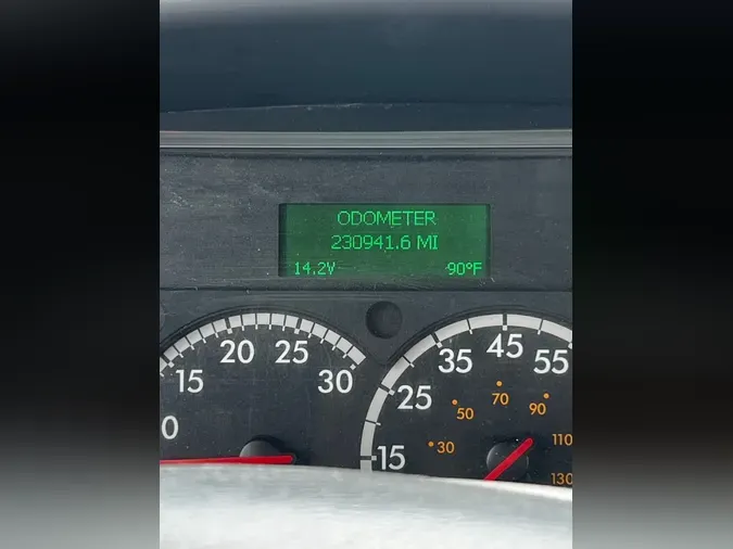 2018 FREIGHTLINER M2 106