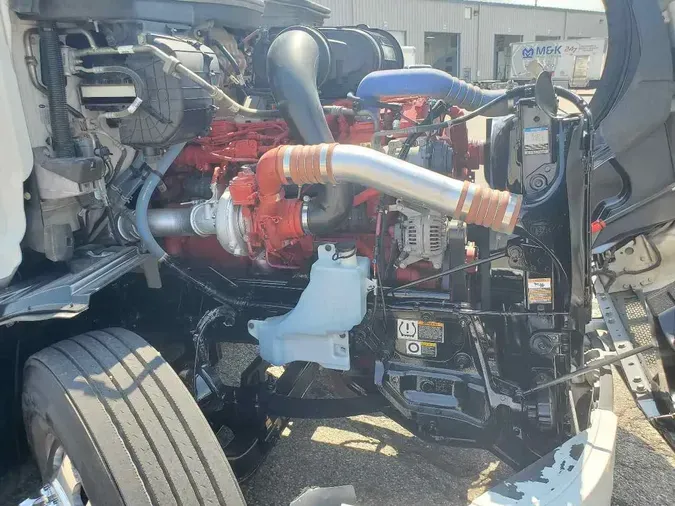 2023 PETERBILT 579