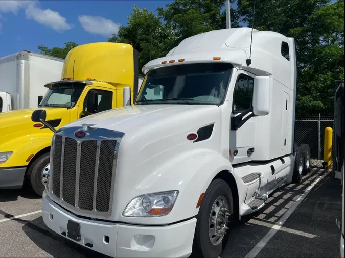 2022 Peterbilt 579