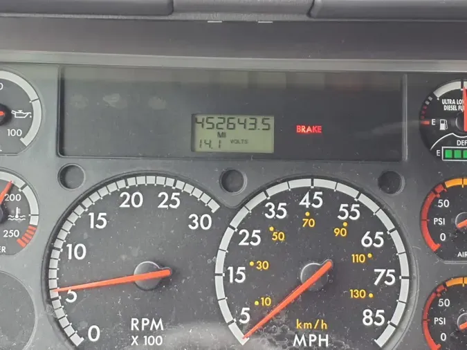2016 FREIGHTLINER/MERCEDES CASCADIA 125a703a7aabaf08c75150a94e3251fe8b4