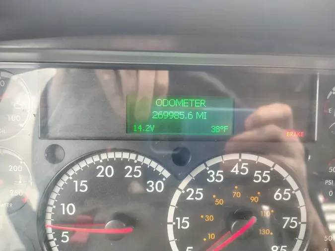 2020 FREIGHTLINER/MERCEDES M2 106