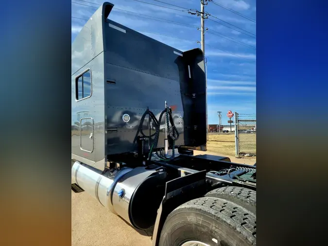 2021 Peterbilt 389a707685551f863c12cd012599201f078