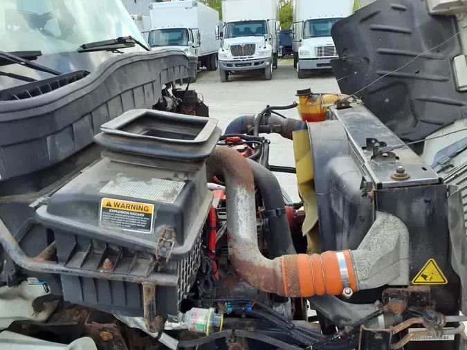 2019 NAVISTAR INTERNATIONAL 4300