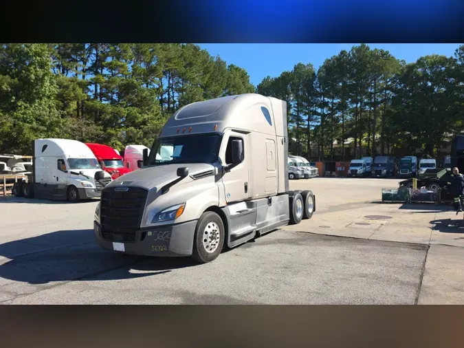 2023 Freightliner Cascadia 126a712917907cf734172edb388602e990c