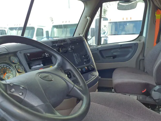 2020 FREIGHTLINER/MERCEDES CASCADIA 125