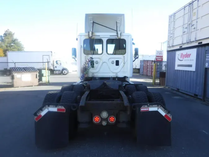 2017 FREIGHTLINER/MERCEDES CASCADIA 125