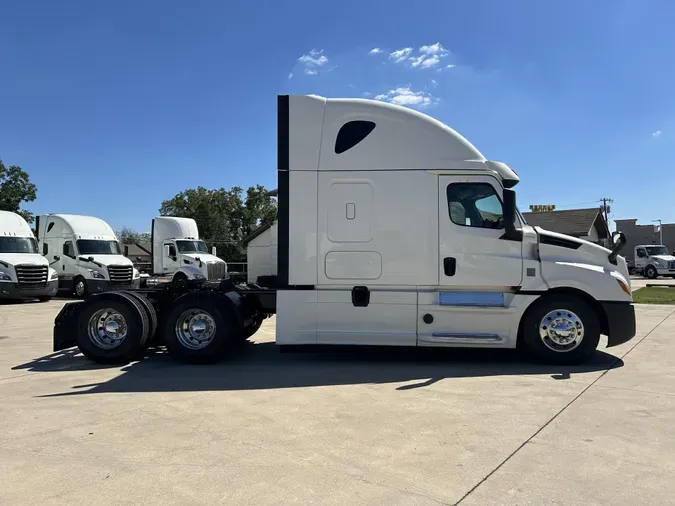 2020 Freightliner Cascadia